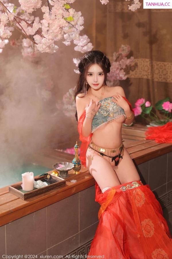   [XiuRen]高清写真图 2024.02.27 No.8146 小薯条nienie 性感美腿第43张图片